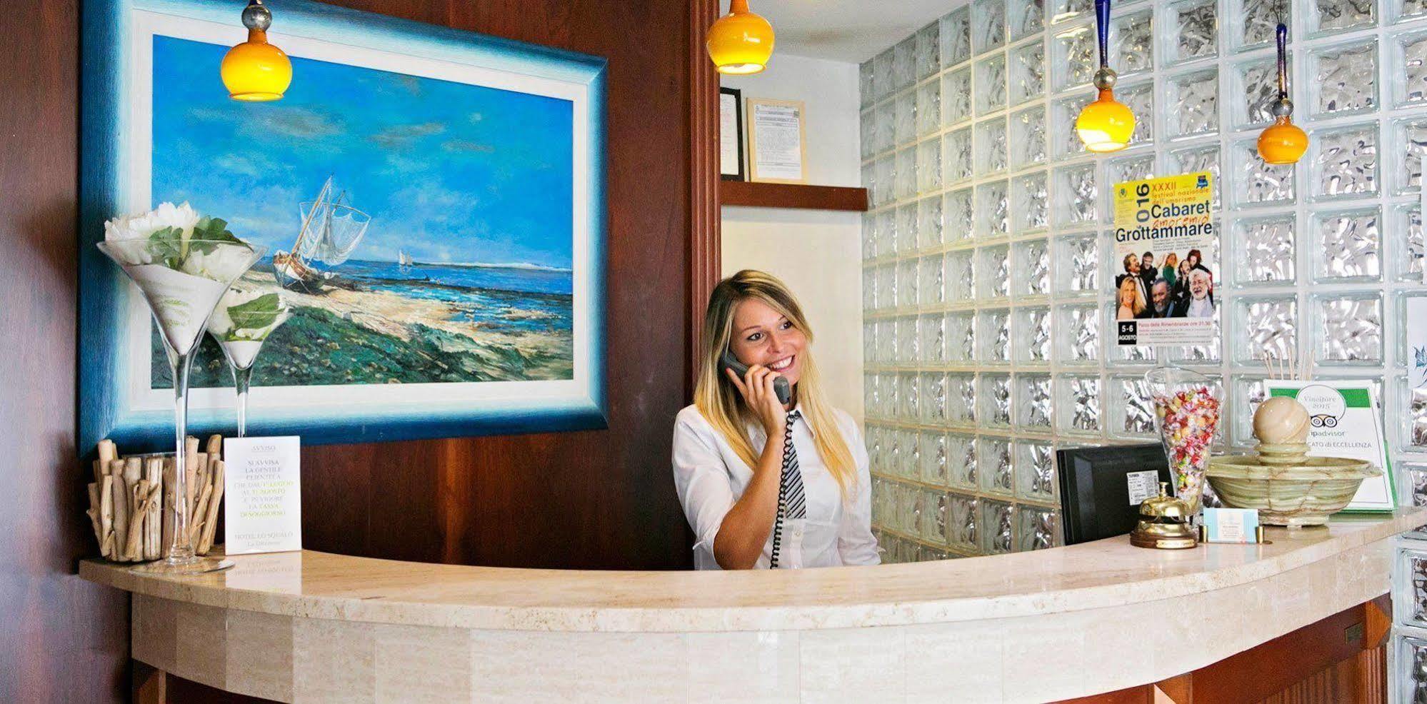 Hotel Lo Squalo 3*